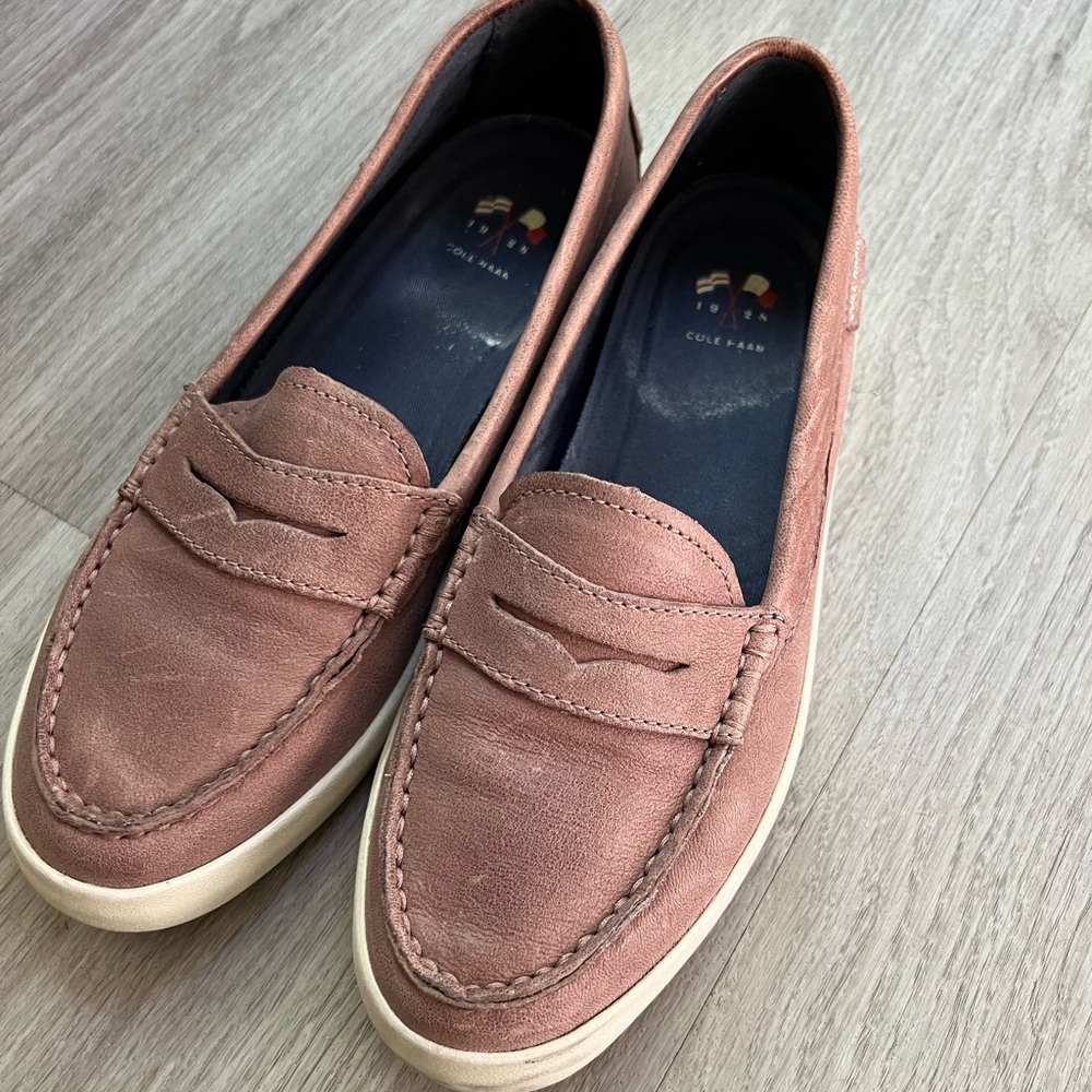 Cool Haan Nantucket Penny loafers